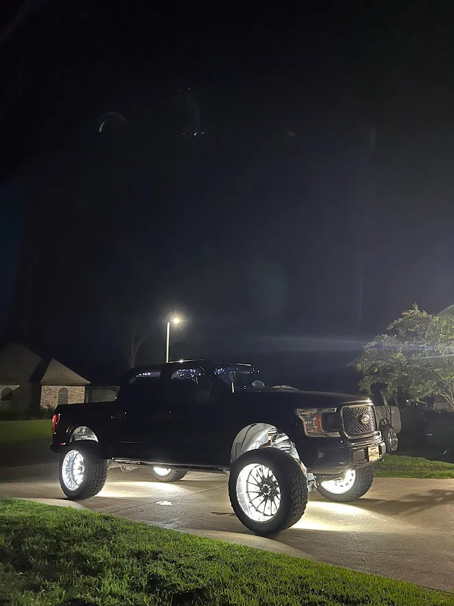 17” Wheel rings + 12 Rock Lights